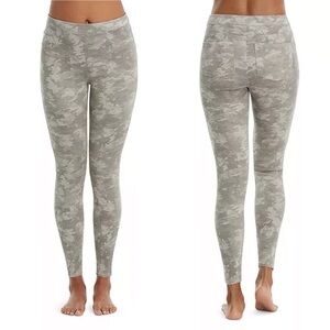 Stone‎ Wash Camo Ankle Jean-ish Leggings, Jeggings, Camouflage